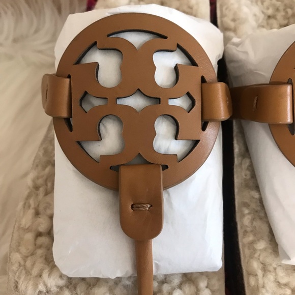 Tory Burch Miller Sandals Cloud Shearling Size 7, 8, 8.5, 9, 9.5, 10 - Picture 12 of 16